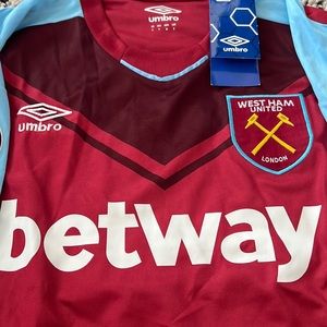 Umbro UNISEX New Chicharito Soccer Jersey